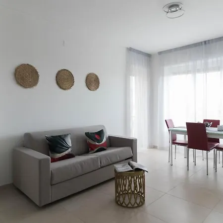 Apartment Corso Inglesi 94 *